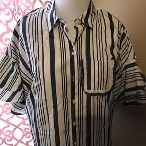 Women’s Short Sleeve Blouse